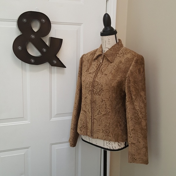 Jacket/Coat - Picture 3 of 7